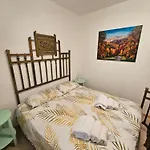 Loricaskihome *