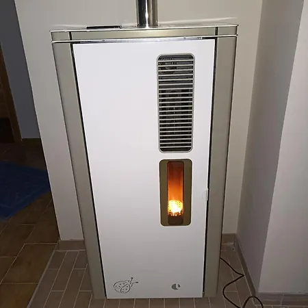 Loricaskihome * Lorica